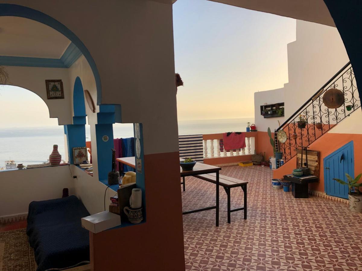 Binic Surf House Bed & Breakfast ทากาเซาท์ ภายนอก รูปภาพ