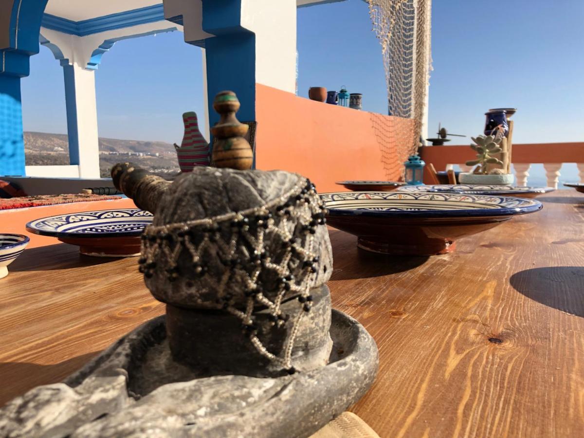 Binic Surf House Bed & Breakfast ทากาเซาท์ ภายนอก รูปภาพ