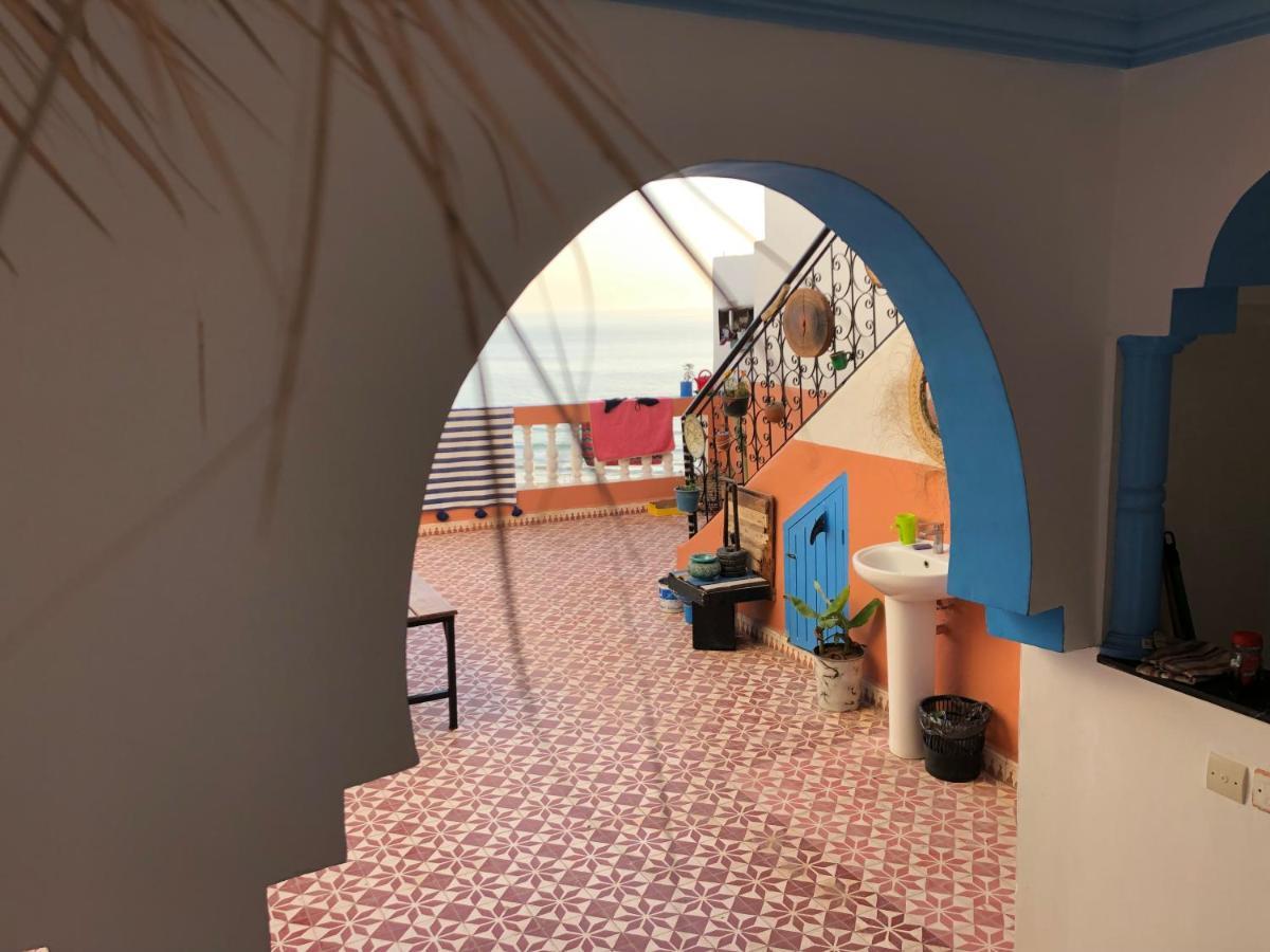 Binic Surf House Bed & Breakfast ทากาเซาท์ ภายนอก รูปภาพ
