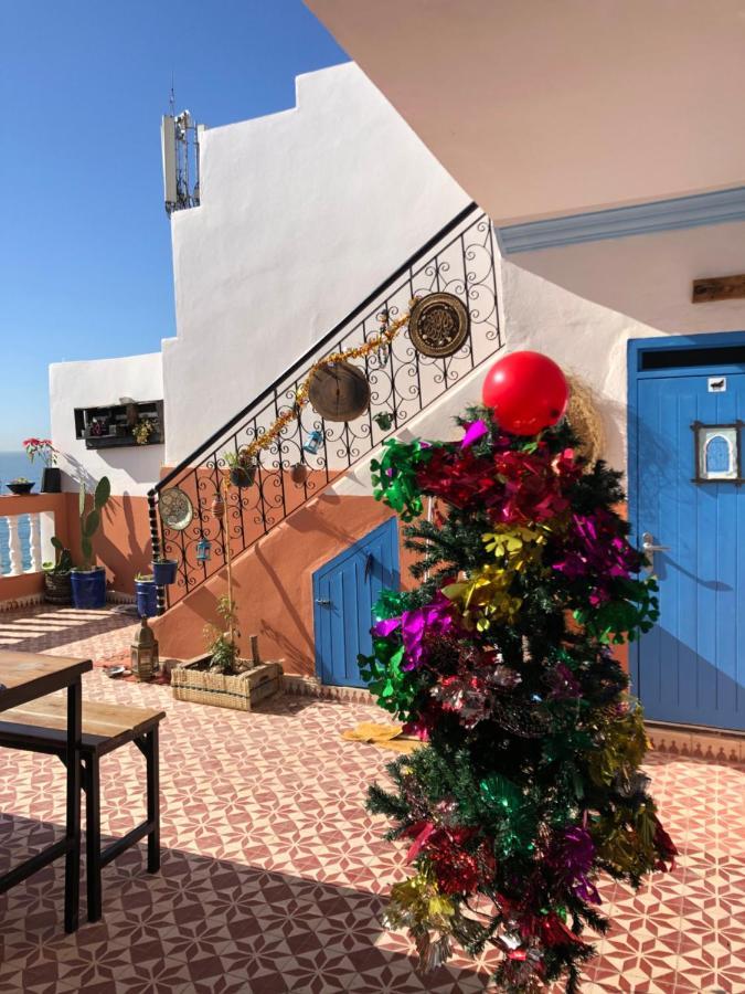 Binic Surf House Bed & Breakfast ทากาเซาท์ ภายนอก รูปภาพ